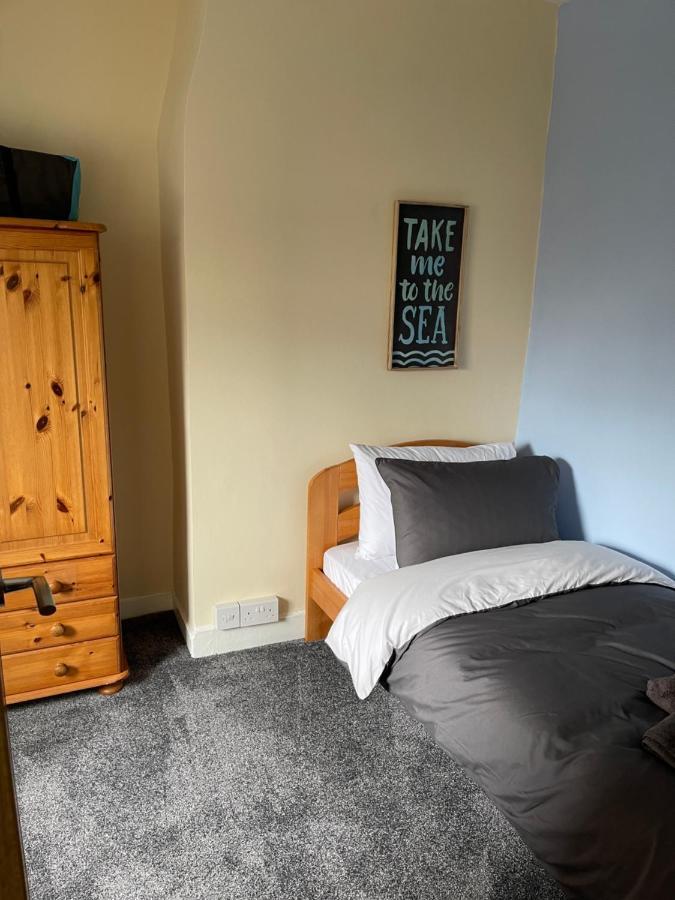 Harbour View Maisonette: Seaside Family Retreat Bridlington Exterior photo